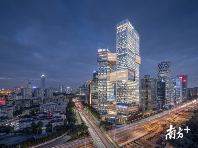 深圳腾讯滨海大厦。