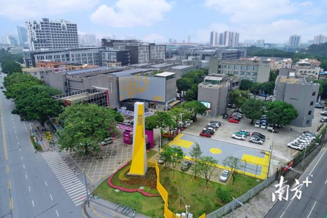 位于顺德北滘镇的广东工业设计城已经集聚超过8000名设计师。南方日报记者 戴嘉信 摄