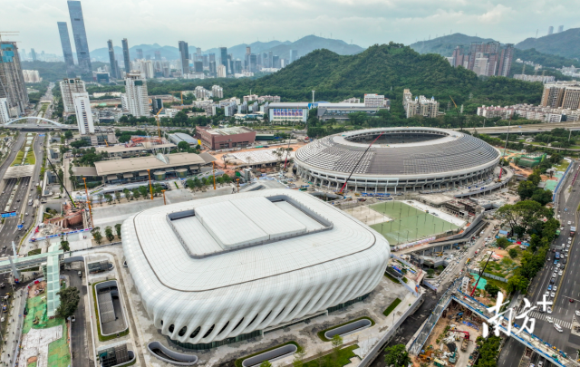 迎接“十五运”，深圳多个文体场馆升级“新皮肤”。南方+记者 朱洪波 摄