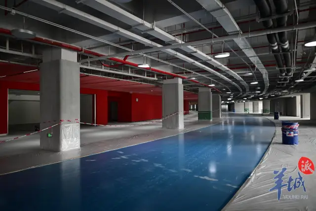  已实体完工的十五运会主场馆广东奥林匹克体育中心内部场景。