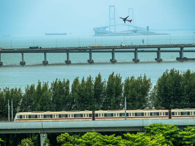 深中通道桥连大湾区。来源：视觉中国 深中通道桥连大湾区。来源：视觉中国
