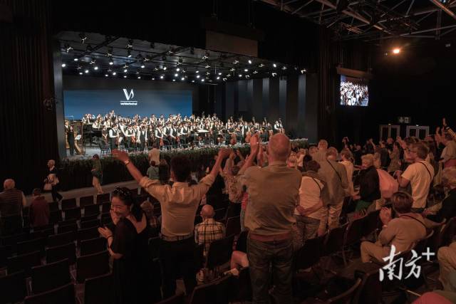 2023年7月，广州青年交响乐团成为首个登上瑞士韦尔比耶音乐节的中国乐团。