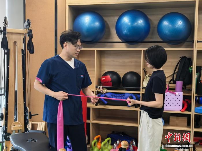 香港青年“北上”打造“一公里健康生活圈” 香港青年“北上”打造“一公里健康生活圈”