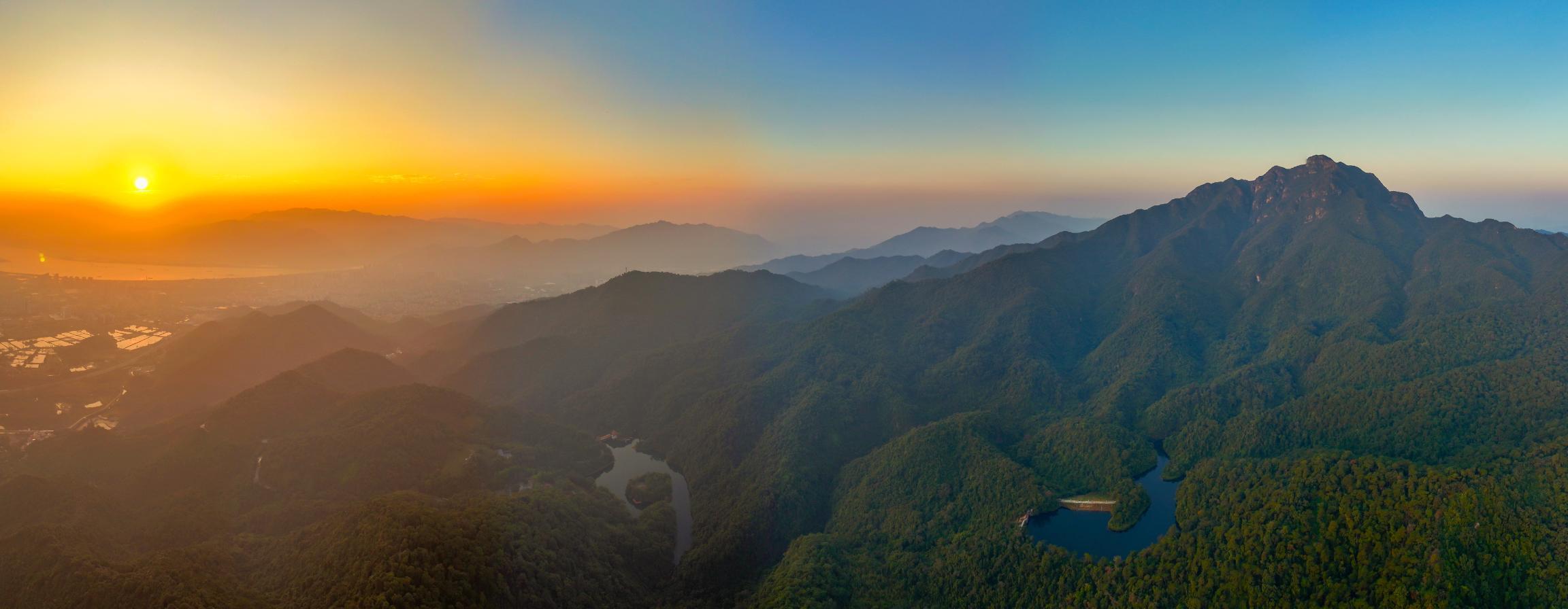 “70岁”的鼎湖山