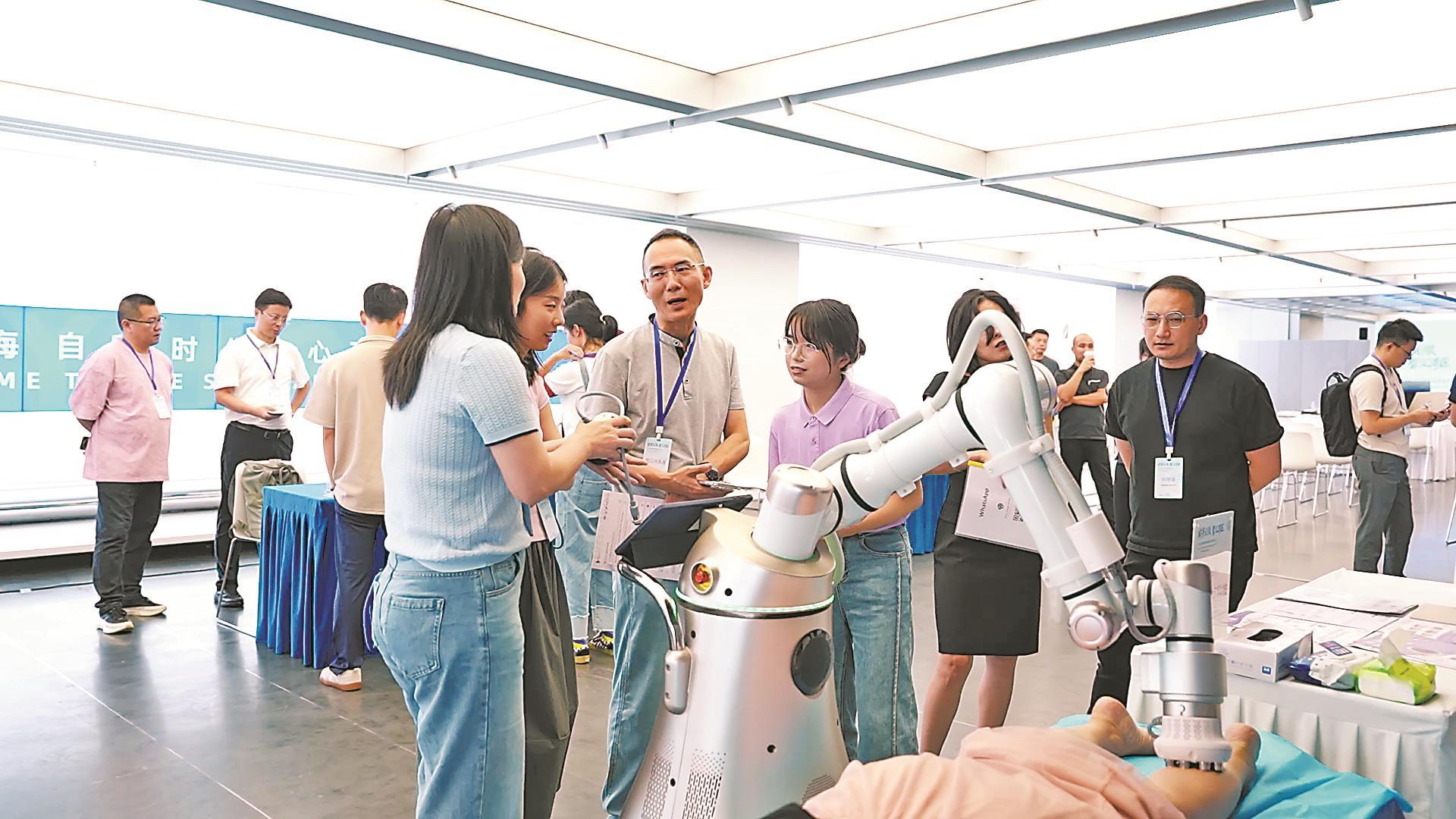 深圳前海点燃产业科技互促双强新引擎 深圳前海点燃产业科技互促双强新引擎