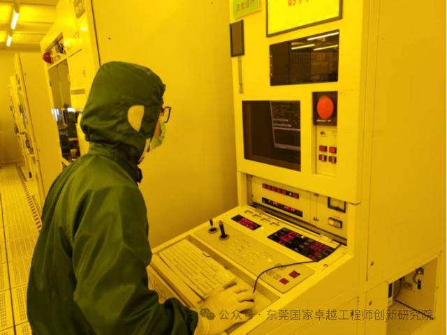不写论文也能拿学位?东莞给出制造业城市的人才培养样本 不写论文也能拿学位?东莞给出制造业城市的人才培养样本