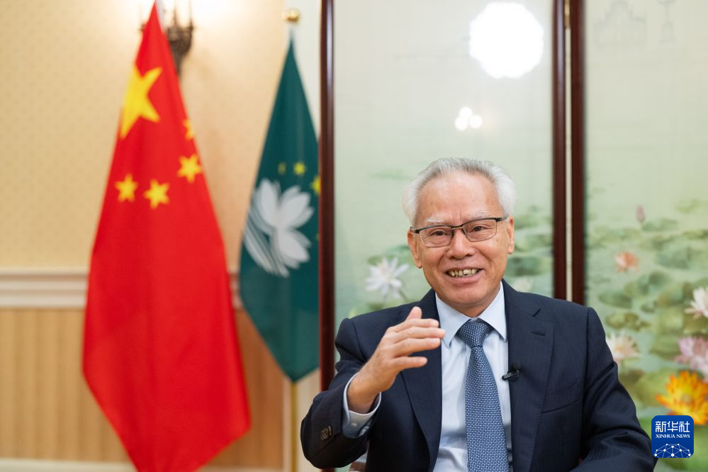 澳门特区行政长官岑浩辉解读“三五”规划 澳门特区行政长官岑浩辉解读“三五”规划